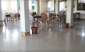 Hotel Parishram - Housity