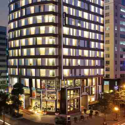 Novotel Suites Hanoi Hotel Exterior