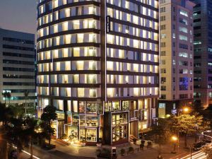 Novotel Suites Hanoi