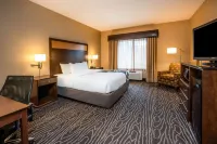 La Quinta Inn & Suites by Wyndham Eugene Hotels near KLCC