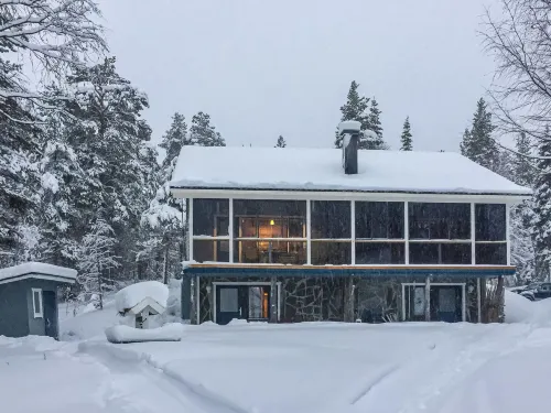 Äkäsjärven lomamökit 3 Hotels in Muonio
