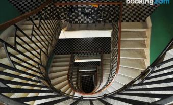 Deluxe Apartments & Rooms Sarella