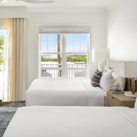 Parrot Key Hotel & Villas
