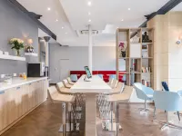 Grand Hôtel Clichy Paris Hotels in Clichy