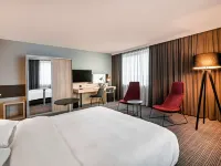 Park Inn by Radisson Krakow Hotels near Wawel Royal Castle-State Art Collection