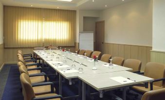 Mercure Ismailia Forsan Island Hotel