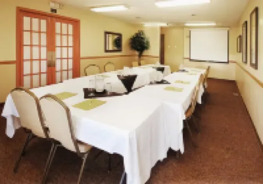 Rodeway Inn Fort Morgan Hotels in Fort Morgan