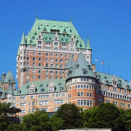 Holiday Inn Express QUEBEC SAINTE-FOY by IHG Отели рядом с достопримечательностью «Торговый центр Laurier Québec»