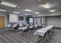 Quality Inn and Suites Denver Airport - Gateway Park