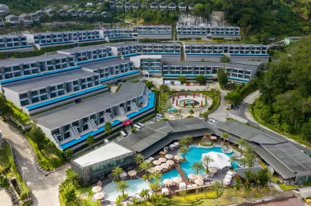 Patong Bay Hill Resort