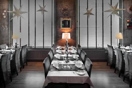 Santa's Hotel Santa Claus Отели рядом со станцией Железнодорожная станция Рованеми