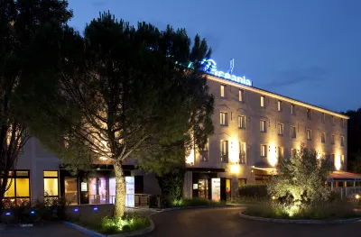 Escale Oceania Aix-en-Provence Hotels in Bouches-du-Rhone
