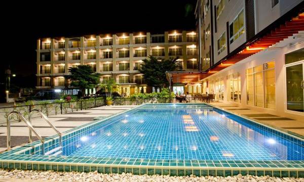 Sinsuvarn Airport Suite Hotel