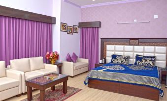Hotel Shikhar & Restaurant