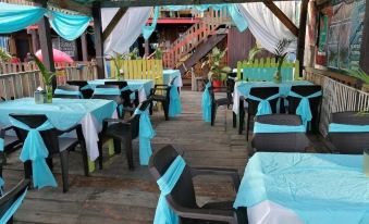 Hostal & Restaurante Bar Xtream