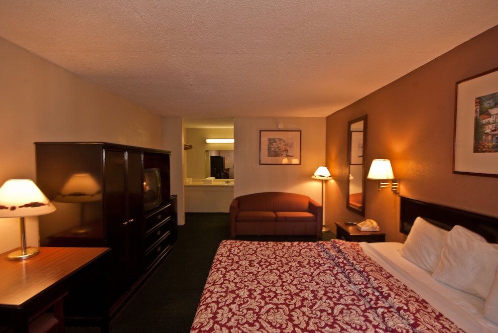 Country Hearth Inn & Suites Marietta