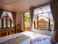 Little Garden Bungalow