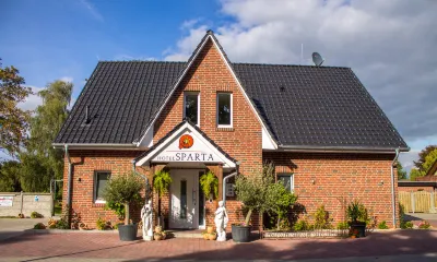 Hotel & Restaurant Sparta Отели в г. Вифельштеде