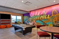 Tru by Hilton Fort Mill - Parkplatz