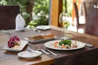 Rogner Hotel Tirana - breakfast