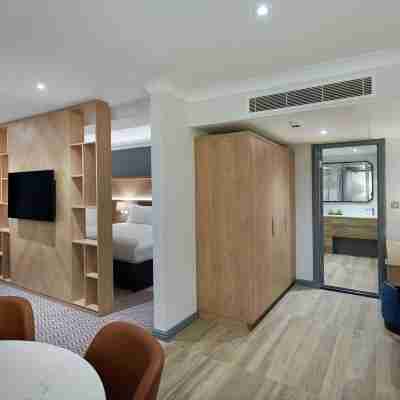 Hilton London Croydon Rooms