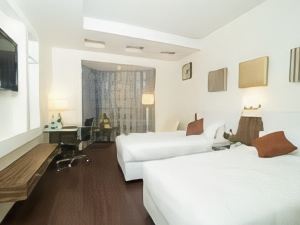 Hotel Varam Residency