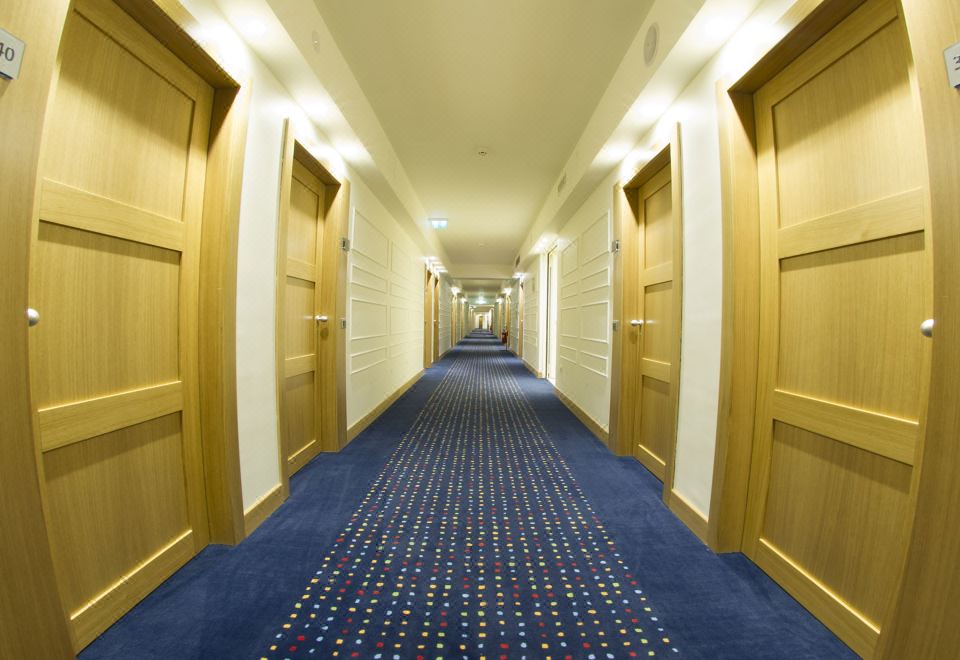 카타니아 인터내셔널 에어포트 호텔