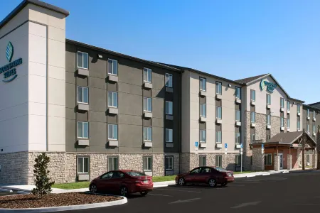 Extended Stay America Select Suites - Tampa - Brandon - East Отели рядом с достопримечательностью «Парк Козуэй»