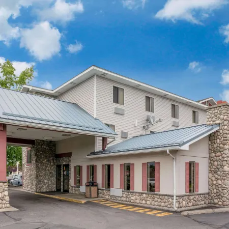 Super 8 by Wyndham Spokane Valley