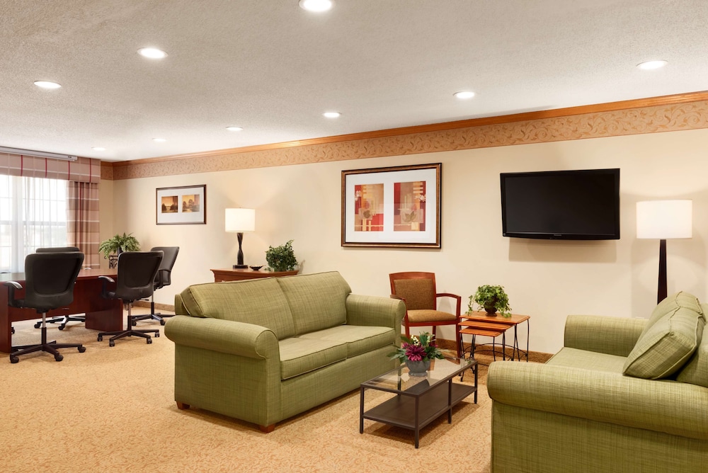 Country Inn & Suites by Radisson, Sycamore, IL