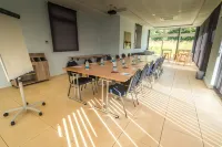 Hotel Ecluse 34 - ที่มีสระว่ายน้ำ