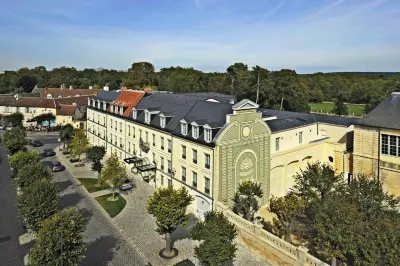 Auberge du Jeu de Paume Hotels in Vineuil-Saint-Firmin
