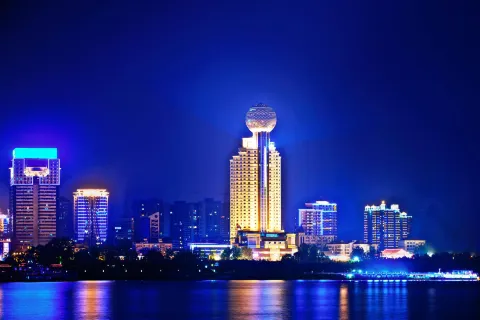 Howard Johnson Pearl Plaza Wuhan