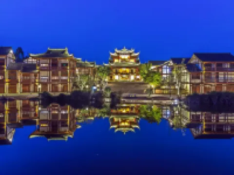 Grand House Chongqing Hotel berhampiran Dazu Rock Carvings