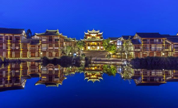 Grand House Chongqing - Housity