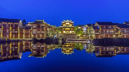 Grand House Chongqing Отели рядом с достопримечательностью «Dazu Stone Carving Baoding Mountain Scenic Area - Guiding Service Hall»