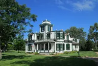 Holiday Inn Express & Suites North Platte Hotel a 