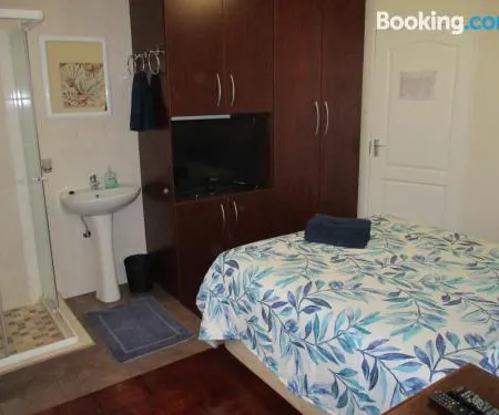 White Rose Guest House