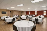 Bakken Airport Xwa Hotel & Studios - breakfast