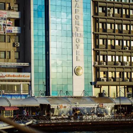 Pasaport Pier Hotel