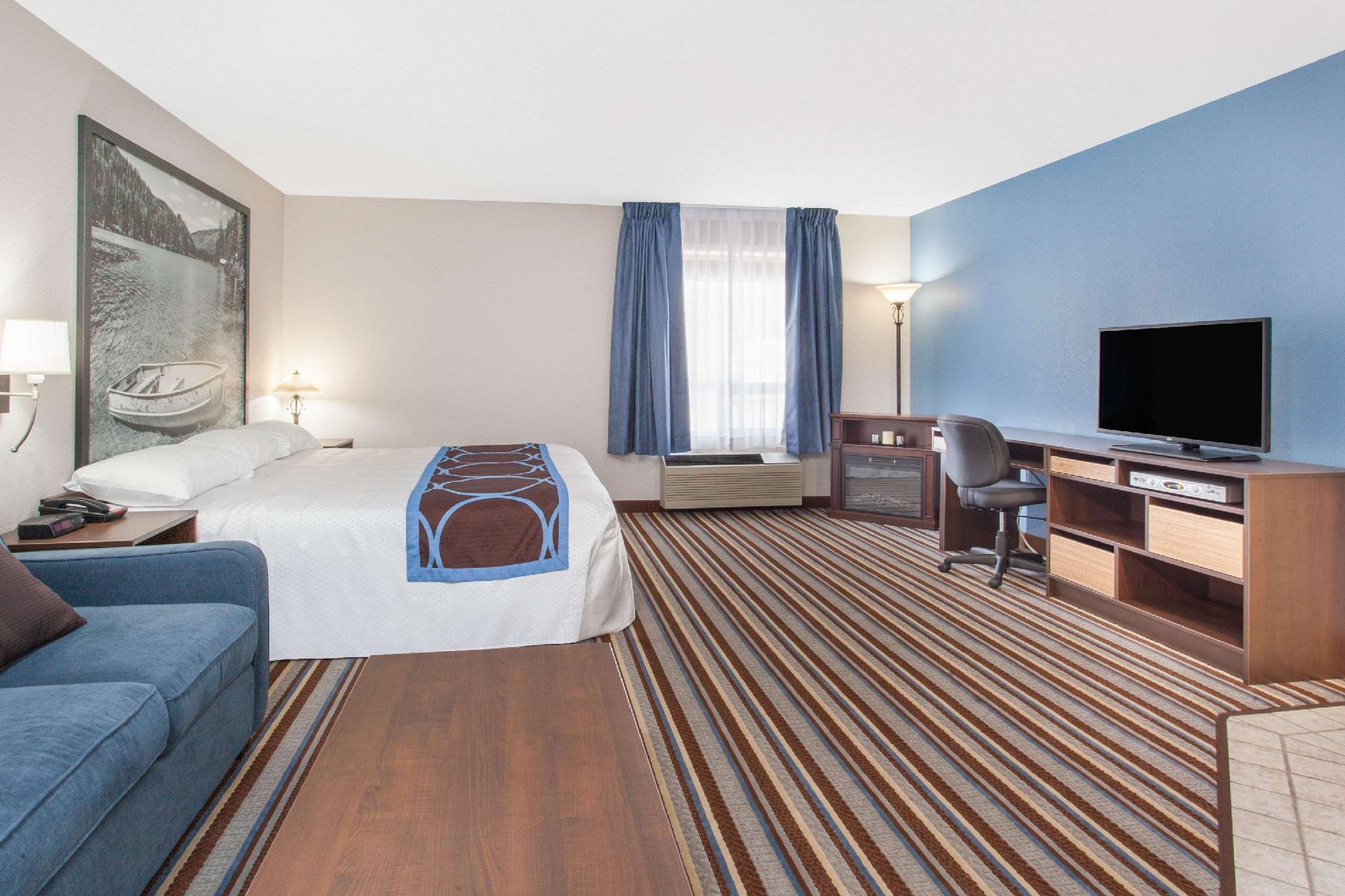 Super 8 by Wyndham Fort Frances