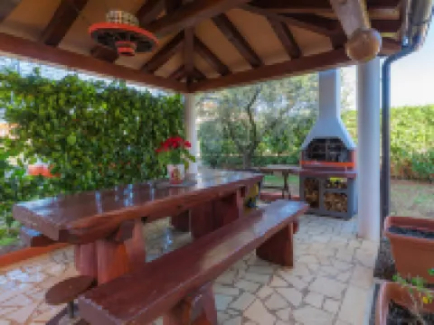 Laura Hotels in Galizana