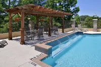 Hampton Inn & Suites Dallas Market Center