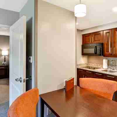 Homewood Suites by Hilton New Hartford Utica Rooms