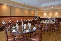 Holiday Inn & Suites Boston-Peabody by IHG