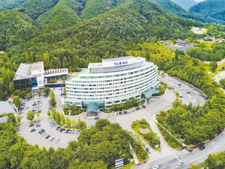 The K Hotel Gyeongju Отели рядом со станцией Железнодорожная станция Гёнджу