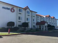Motel 6 Dixon, CA فنادق في Winters