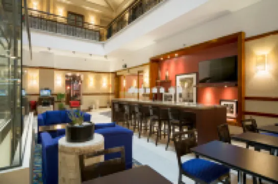 Hampton Inn & Suites by Hilton Mexico City - Centro Historico