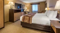 Crandon Inn & Suites