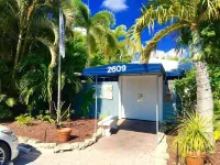 Coral Reef Guesthouse - Pensions